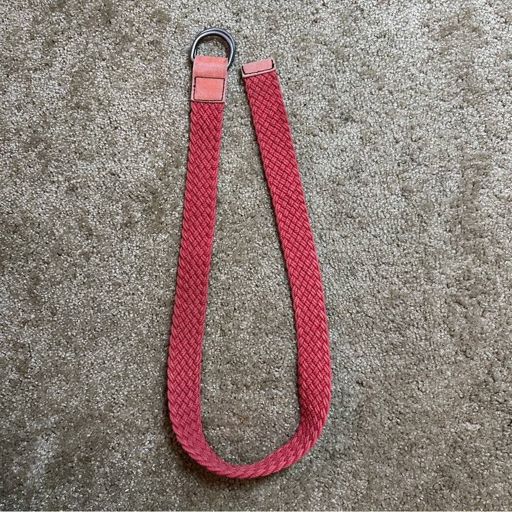 Men’s GAP red woven belt